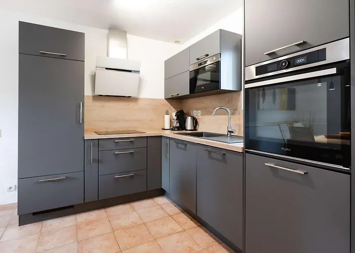 3 Pieces A Narbonne-plage, Animaux Acceptes - Fr-1-409-276 *